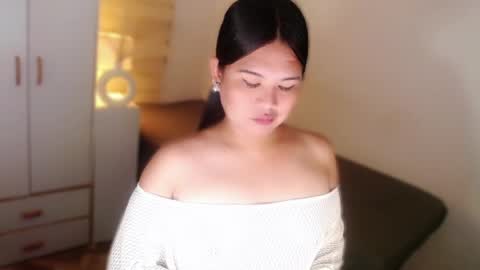 Snapshot of kayleepinay chatting on June 15, 1:08 am Y O U R F U T U R E K A Y L E E online show from June 15, 1:08 am