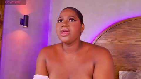  KAYLIE  online show from April 20, 10:55 pm