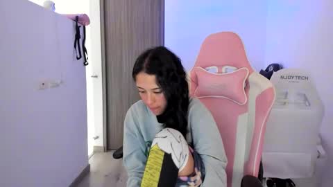 kaylie online show from September 23, 11:24 am