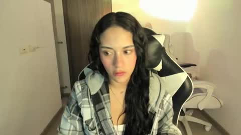 kaylie online show from October 9, 2:31 am