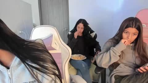 kaylie online show from October 22, 8:52 pm