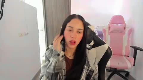 kaylie online show from October 30, 11:55 am