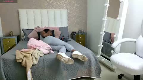 kayliebrooks online show from June 21, 10:56 pm