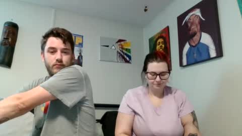Snapshot of kaylzwrigh chatting on June 15, 3:25 pm kaylzwrigh online show from June 15, 3:25 pm