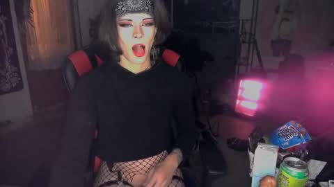 Snapshot of kaynatix chatting on December 3, 7:10 am kaynatix online show from December 3, 7:10 am