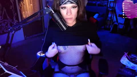 Snapshot of kaynatix chatting on January 13, 7:11 am kaynatix online show from January 13, 7:11 am