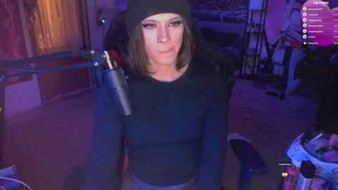 Snapshot of kaynatix chatting on January 28, 5:43 am kaynatix online show from January 28, 5:43 am