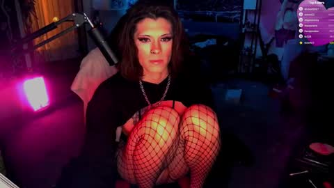 Snapshot of kaynatix chatting on February 13, 7:24 am kaynatix online show from February 13, 7:24 am