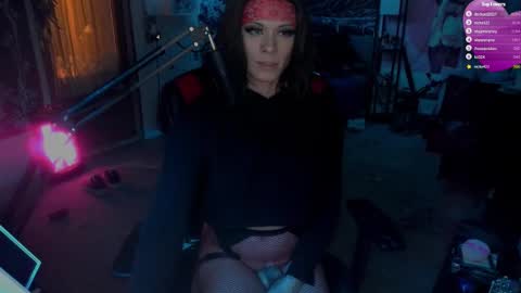 Snapshot of kaynatix chatting on February 17, 5:36 am kaynatix online show from February 17, 5:36 am