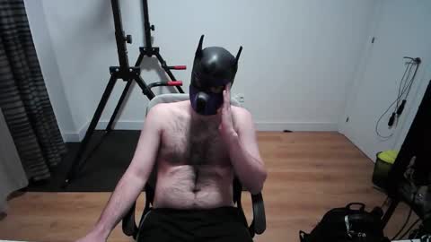 Neon online show from January 10, 5:48 pm