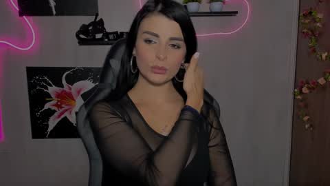 Snapshot of kayworl chatting on December 10, 11:11 am kayworl online show from December 10, 11:11 am