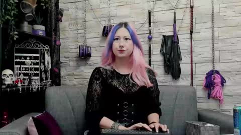 Miss Kazia online show from November 7, 2:17 pm