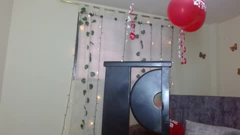 Snapshot of kazumi6 chatting on February 14, 9:53 pm KAZUMI online show from February 14, 9:53 pm