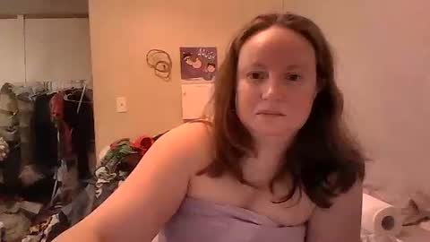 kcandler27 online show from November 2, 2:47 am