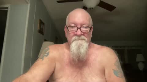 kcbace61760 online show from December 8, 6:11 am