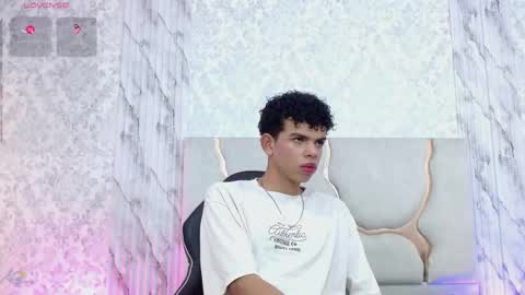  keahi  online show from March 24, 7:30 pm