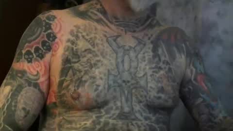 keeeeeeeeeeeeef online show from October 28, 9:39 pm