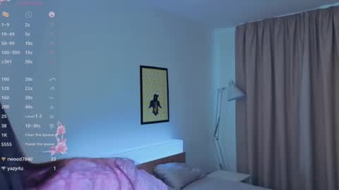 Lulu online show from April 24, 4:09 pm