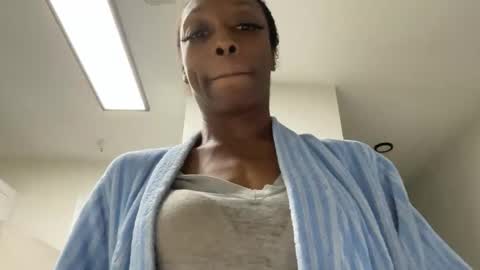 Keephimcum69me online show from November 24, 5:12 pm