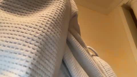 Keephimcum69me online show from December 19, 9:49 am