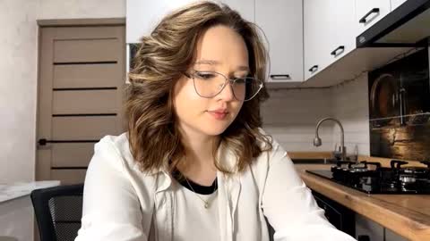 Velma online show from March 4, 10:10 am