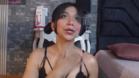 keila online show from February 25, 3:49 am