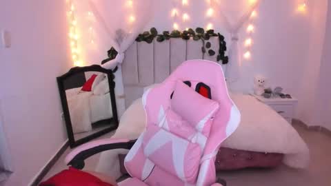 Daniela online show from January 8, 8:44 pm