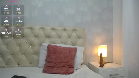 Snapshot of keily_garcia chatting on November 25, 11:21 am Keily online show from November 25, 11:21 am