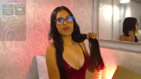Snapshot of keilybennett chatting on May 10, 8:14 pm Keily Bennet online show from May 10, 8:14 pm
