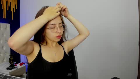 Snapshot of keilymorgan_ chatting on December 23, 9:16 am Keily Morgan online show from December 23, 9:16 am