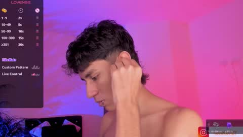 Alejandro Gonzalez online show from October 4, 5:38 am