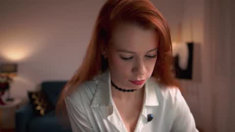 Snapshot of keira_knight chatting on November 7, 10:10 pm keira_knight online show from November 7, 10:10 pm