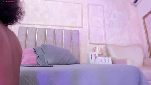 keirahartz online show from November 30, 3:54 am