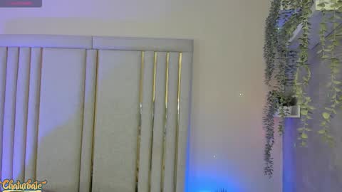 keirahartz online show from March 28, 11:32 am