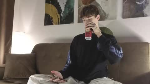 Snapshot of keithcozart1337 chatting on November 8, 8:51 pm Mark online show from November 8, 8:51 pm