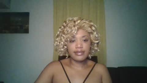 Snapshot of kelliecapri chatting on June 28, 6:30 am Kellie online show from June 28, 6:30 am