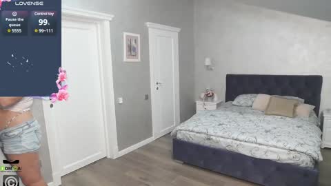 Snapshot of kellielowie chatting on January 29, 8:04 pm kellielowie online show from January 29, 8:04 pm