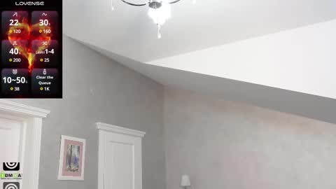 Snapshot of kellielowie chatting on February 27, 8:06 am kellielowie online show from February 27, 8:06 am