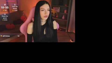 Snapshot of kelly__bunny chatting on April 3, 6:00 am Kelly online show from April 3, 6:00 am