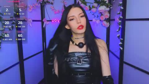 Snapshot of kelly__bunny chatting on June 17, 8:43 pm Kelly online show from June 17, 8:43 pm