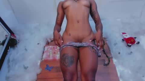 kelly__thomson online show from December 28, 6:39 am