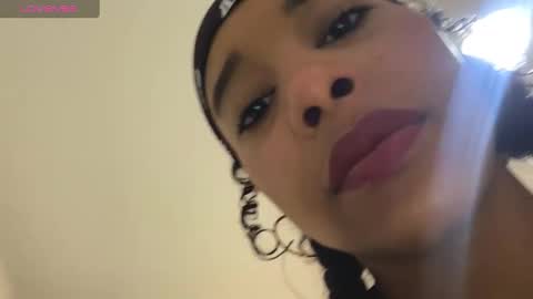 kelly__thomson online show from January 31, 1:02 pm