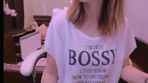 Kelly online show from April 20, 3:53 am