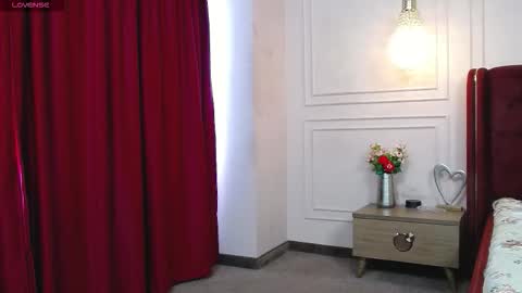 Kelly online show from September 25, 10:41 am