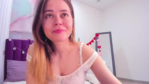 Kelly online show from February 20, 5:33 am