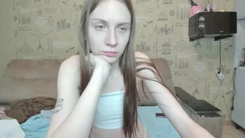 kelly_gerzikaaa online show from November 16, 3:01 am