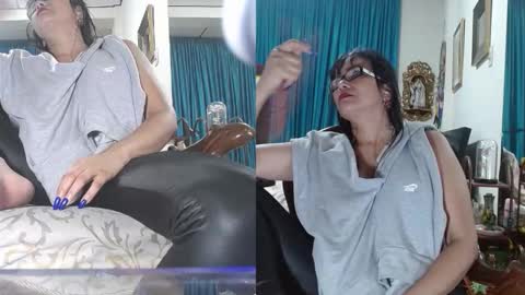 Snapshot of kelly_squirting chatting on October 30, 2:46 am KELLY online show from October 30, 2:46 am