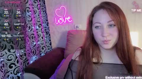 kellycrystall online show from January 15, 6:18 am