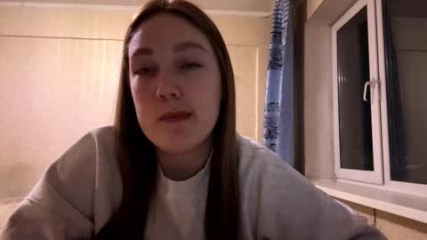 Mia online show from October 20, 9:10 am