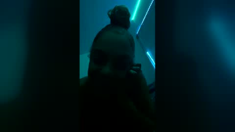 Snapshot of kellyjaz chatting on May 19, 4:52 am kellyjaz online show from May 19, 4:52 am